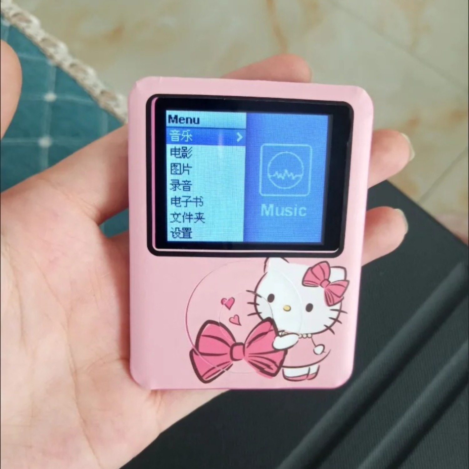 Kawaii New Sanrio HelloKitty P - đánh giá và giá Retro Gaming Power Bank